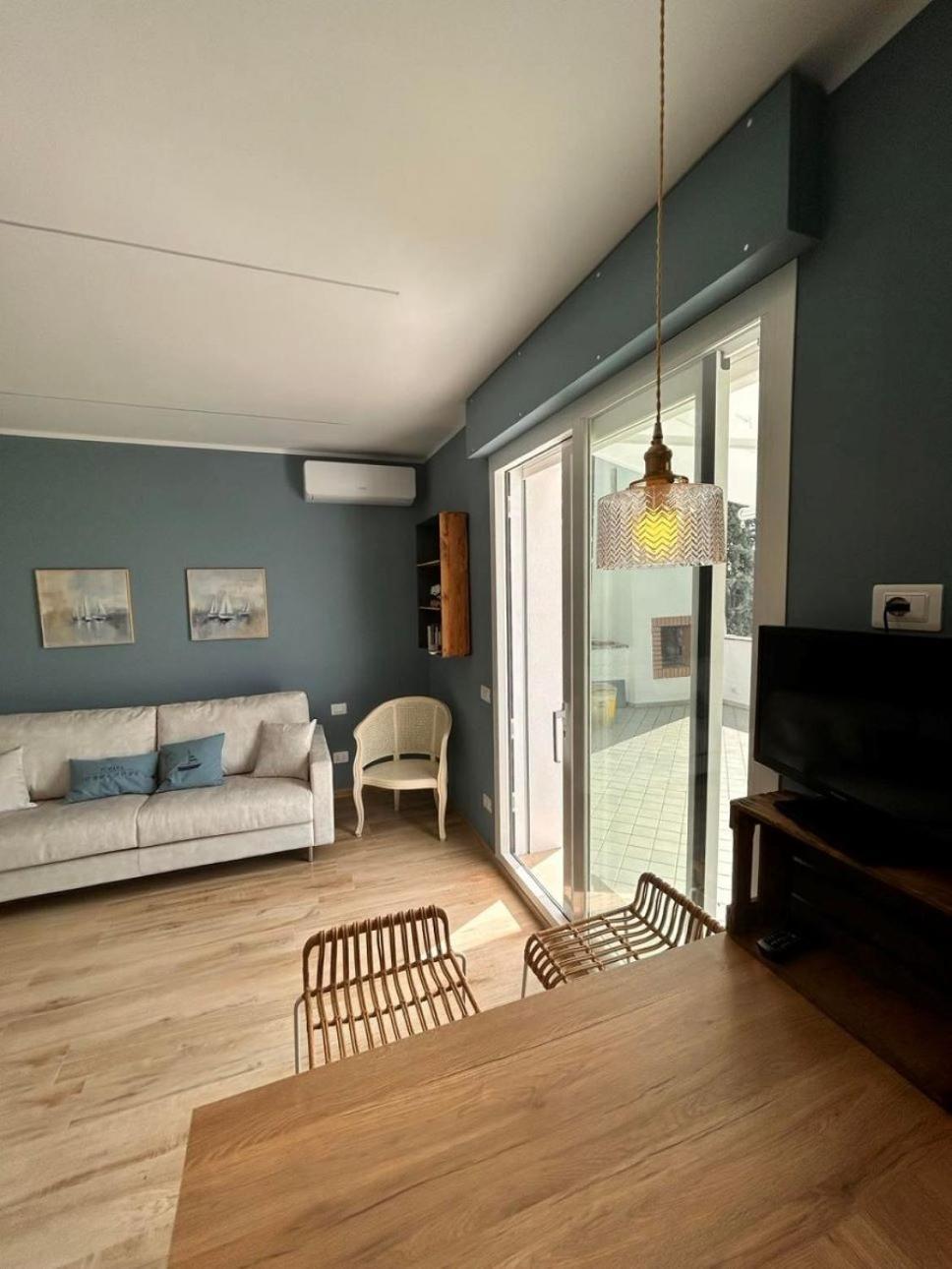 Suite Primula Con Stupenda Terrazza Vista Mare Numana Exterior foto